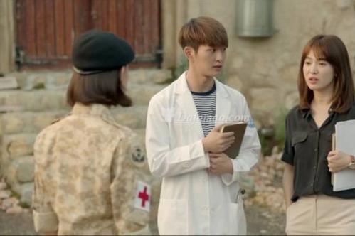 乔妹同款衬衣,乔妹宋仲基白裙