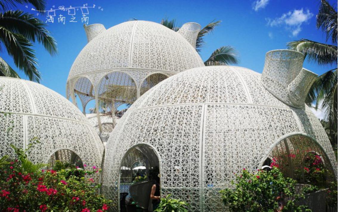 穿过云海后的美景,穿过云海看美景