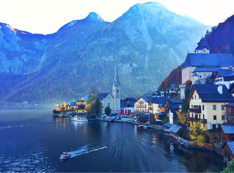 年入百万美女主播欧洲疯狂购买大牌包包，看完觉得她有钱好任性!