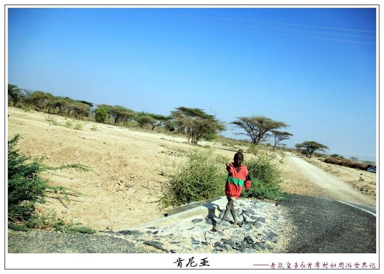 车上拍的路边风景，最真实的反映了一个国家人民的生存现状