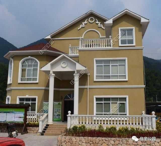 湖北二层农村自建小别墅毛坯造价,为什么农村自建房轻钢别墅不多