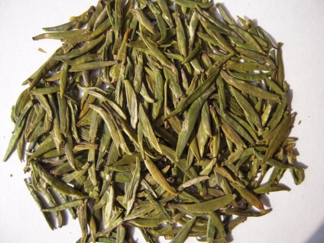 国庆节到成都旅游的朋友,四川特产有哪些可以带走送人的