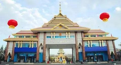 堵在路上别着急,堵在高速上不要慌