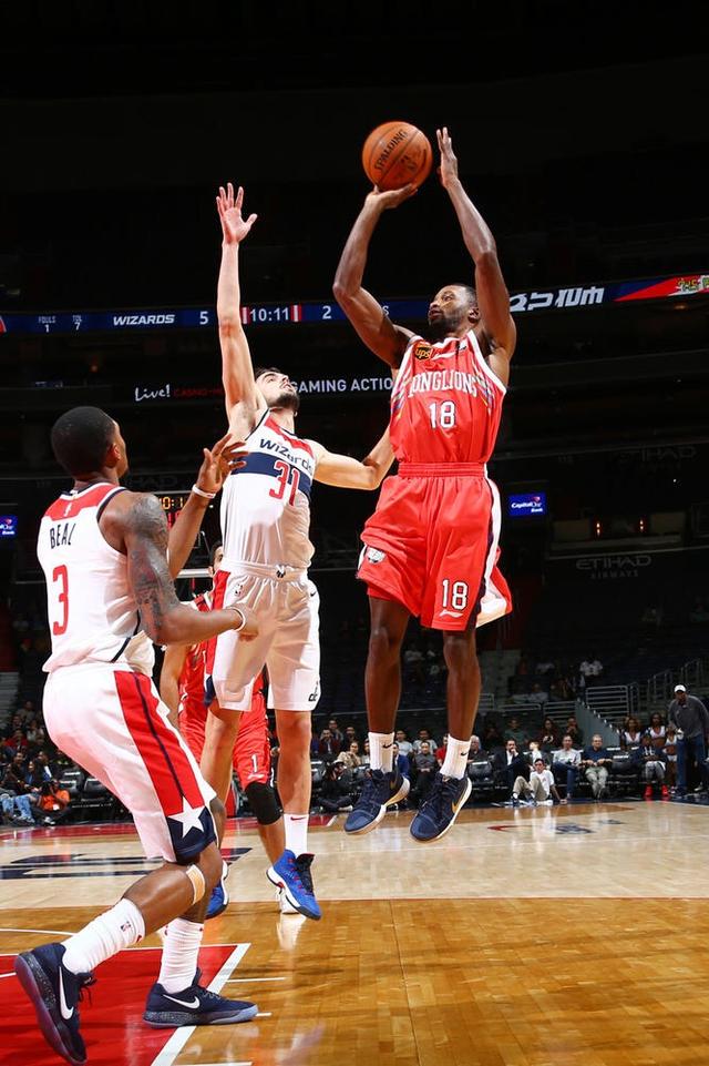 奇才vs龙狮,龙狮126-96战胜奇才数据