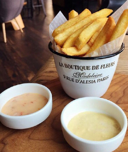 每个饥寒交迫的晚上,一块披萨就能让我荡漾