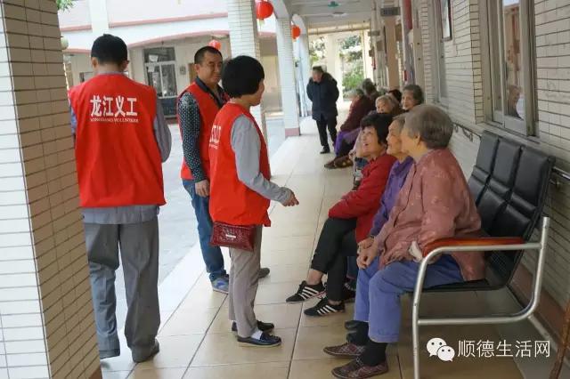 春暖花开暖意浓浓,春暖花开养老院