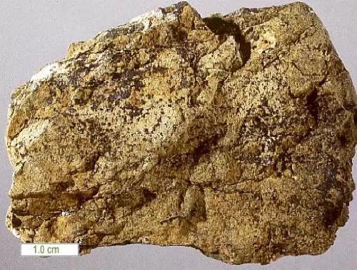 蓝宝石原矿全过程,迪拜顶级奢侈原矿宝石