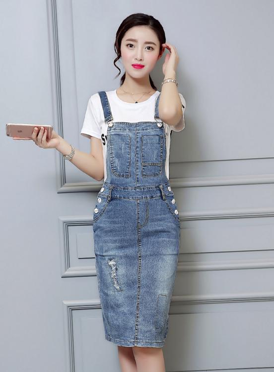 韩版牛仔背带裙的唯美格调，让你尽显女性之美