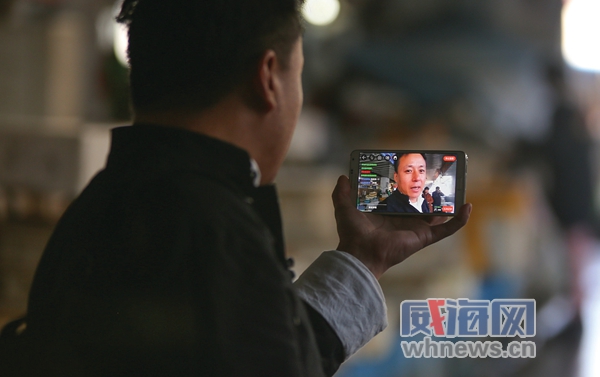 斗鱼一个天天吃海鲜的大叔,斗鱼美食主播威海大叔