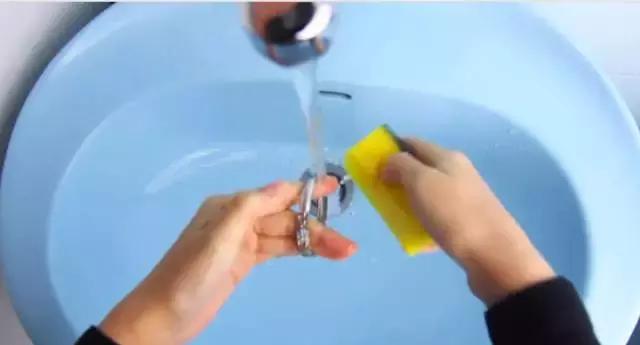 首饰脏了在家怎样清洗,首饰脏了怎么来清洗