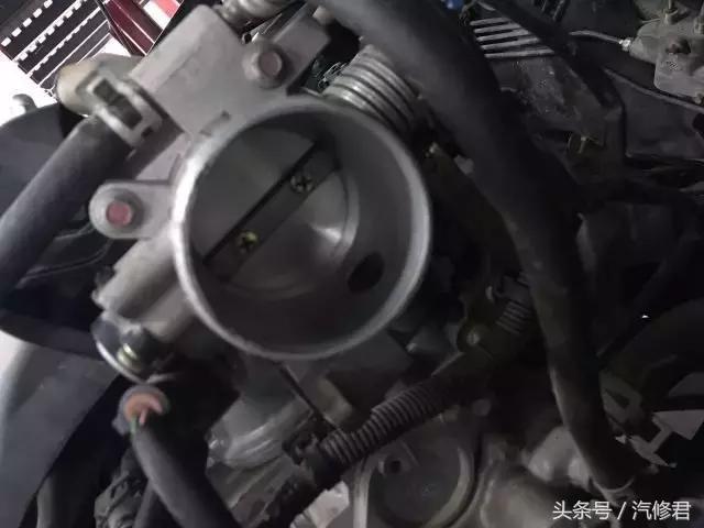 比亚迪f3怠速熄火案例,比亚迪f3怠速900转是什么原因