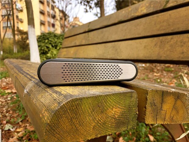 联想扭转式微型投影机p0510,微型迷你投影仪便携机联想t200