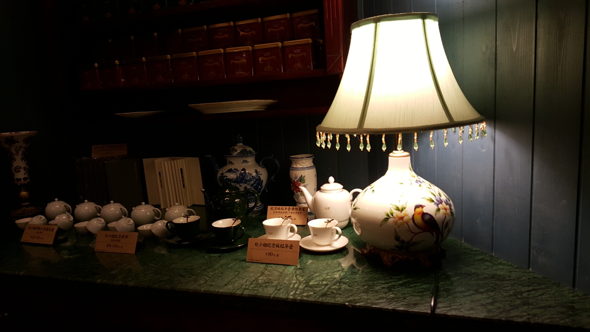 从后来者到领跑者,从追随者到产业领导者