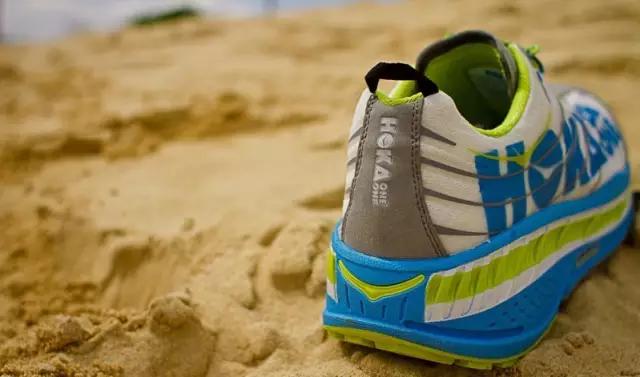 比阿迪好的跑鞋,比阿迪达斯和耐克好的鞋