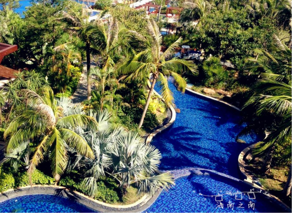 穿过云海后的美景,穿过云海看美景