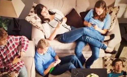 四岁孩子眼轴长得快怎样控制,婴儿犯四眼怎么解决