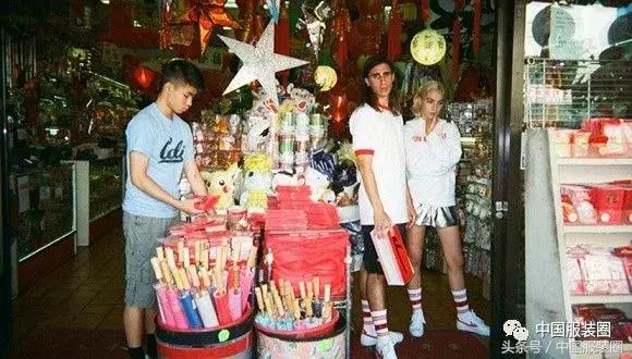 国庆节错过的服装大事：杰克琼斯撤出京东、天猫“买贵必赔”……