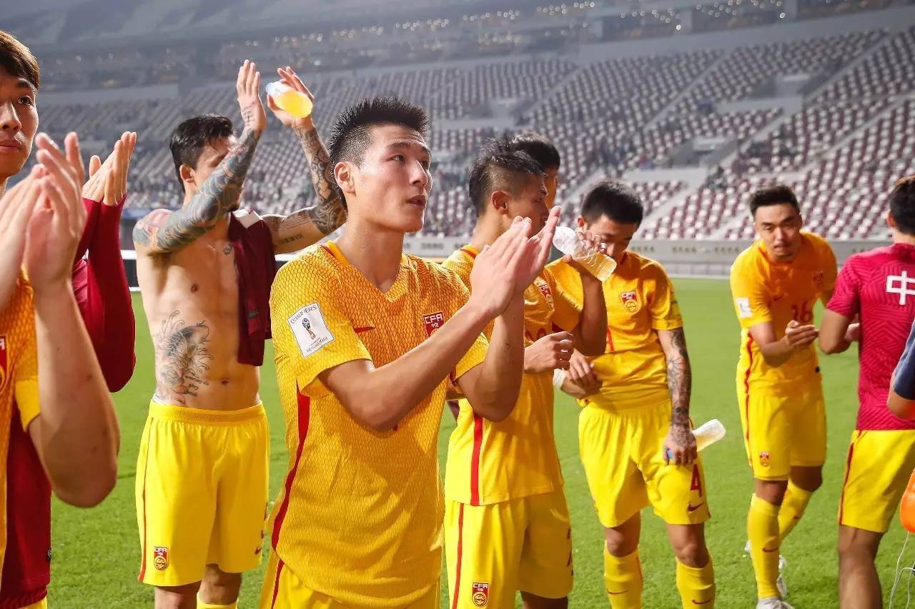 冰岛为什么能进世界杯,冰岛人口三十多万进世界杯