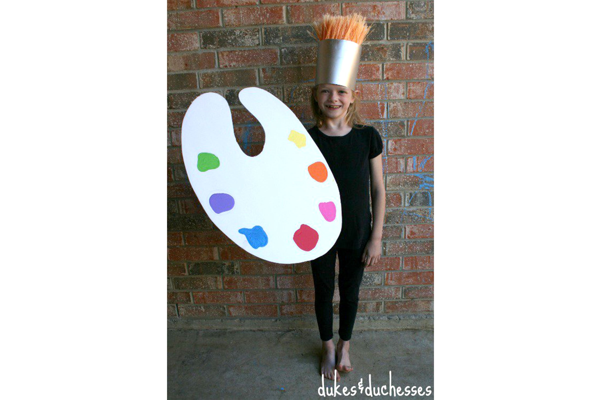 关于万圣节服装什么时候开始买 (万圣节儿童服装自己制作)