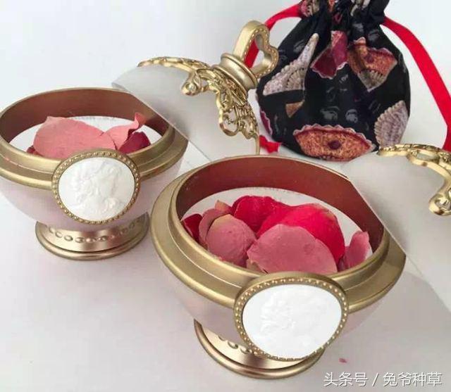 圣诞限定彩妆,圣诞限定彩妆必买清单价格