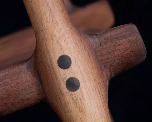 适合用在餐桌书桌,颜值高坐着舒服的经典木椅子也就那么几把