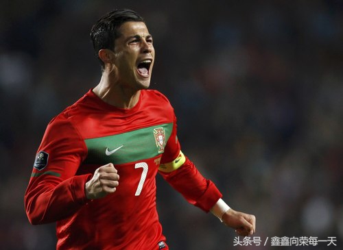 2017世界足坛十大帅哥,足坛史上十大帅哥第一名卡卡