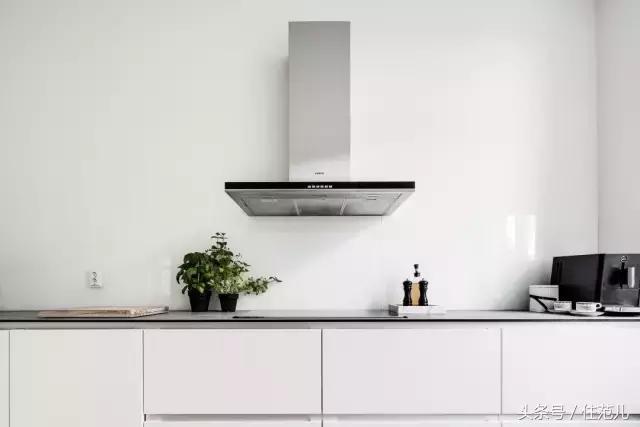 瞧，这是我去欧洲看的二手房，对比发现中国开发商简直就是渣！