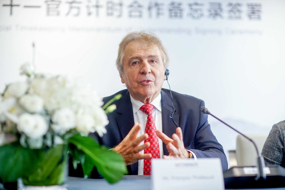 多集团多产区手表品牌走线上，天梭选阿里巴巴源于数据银行式营销