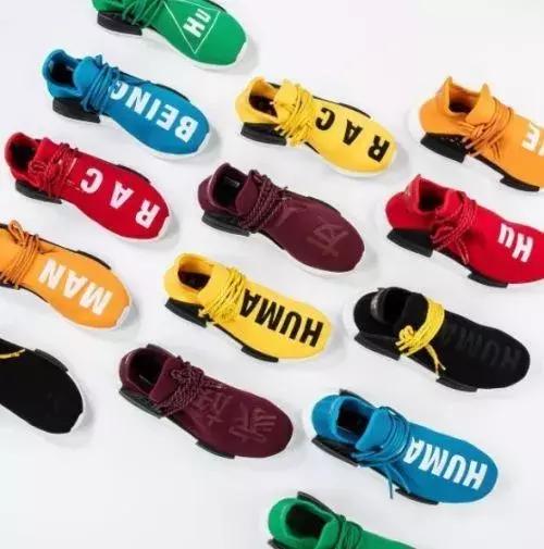 好想跟男朋友抢sneaker穿喔