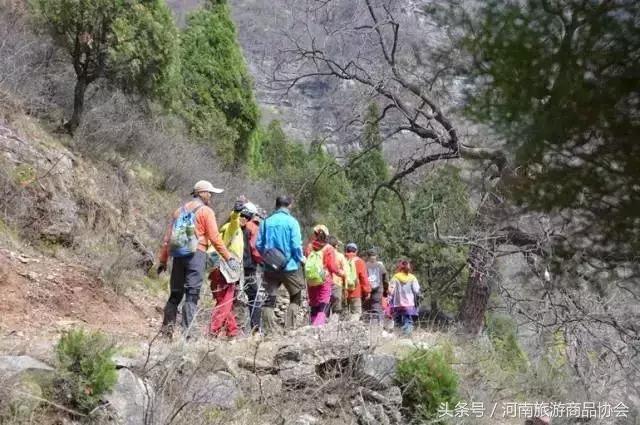 千佛山户外领队,南太行经典徒步线路露营