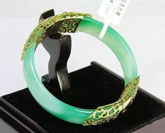 刚买的金手镯断了怎么办,金手镯断了怎么处理保值