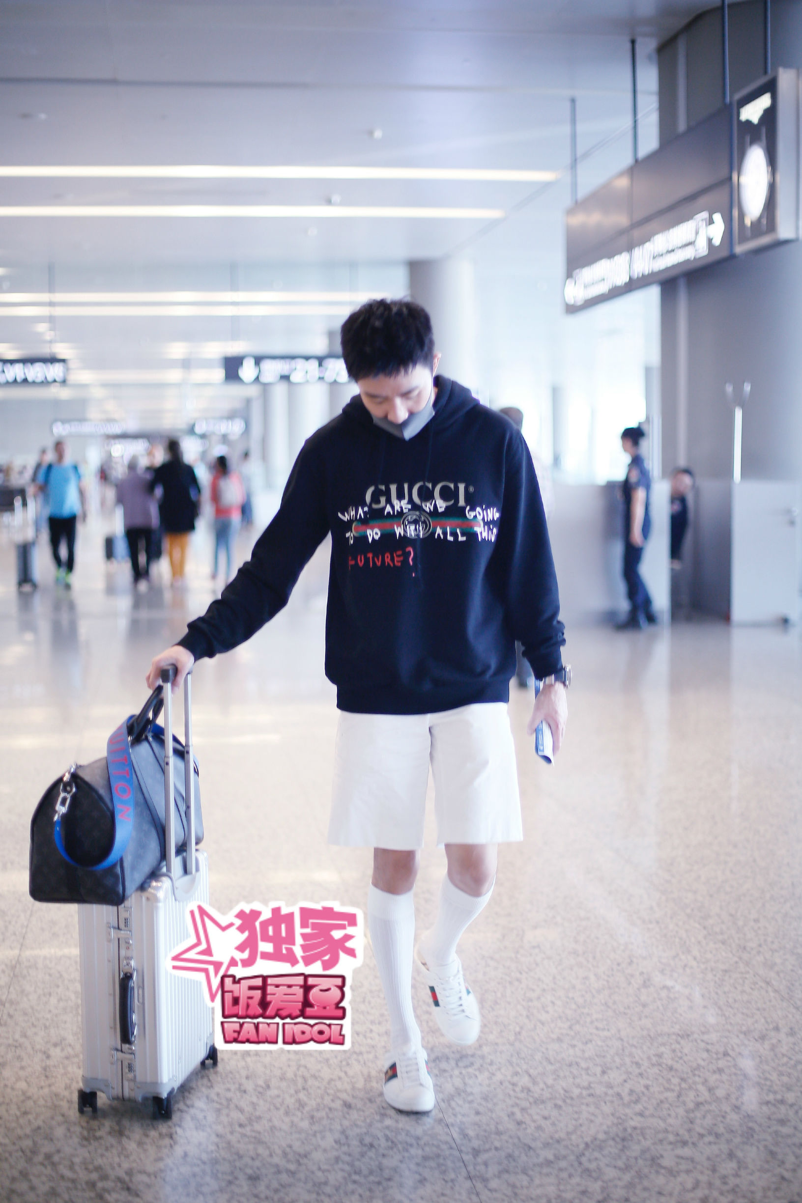 俞灏明夏季穿搭,俞灏明裤子