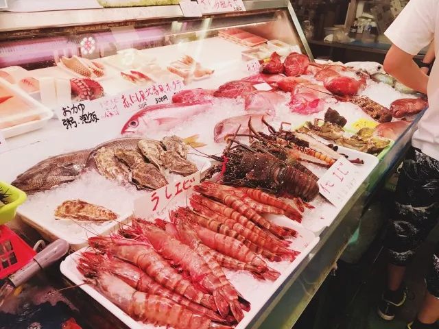 朱元璋黑猪肉,你在这里可以吃到美味的中餐英文