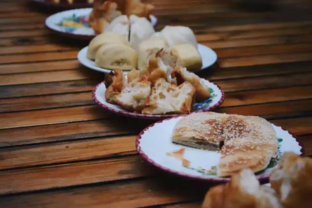 不旅行如何消耗时间,不去旅行不出门国庆假期要怎么过