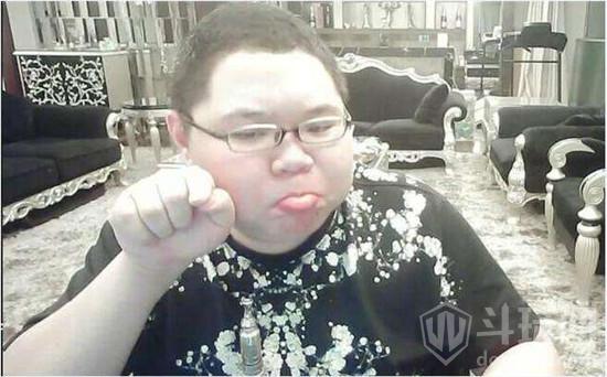 lol主播小智当年火吗,lol小智是第一大主播