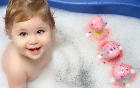 鸡年陶姓女孩生辰八字起名,鸡年8月宝宝生辰八字起名