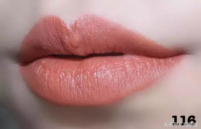 黄皮玫瑰色口红,兰蔻黄皮显白口红秋冬