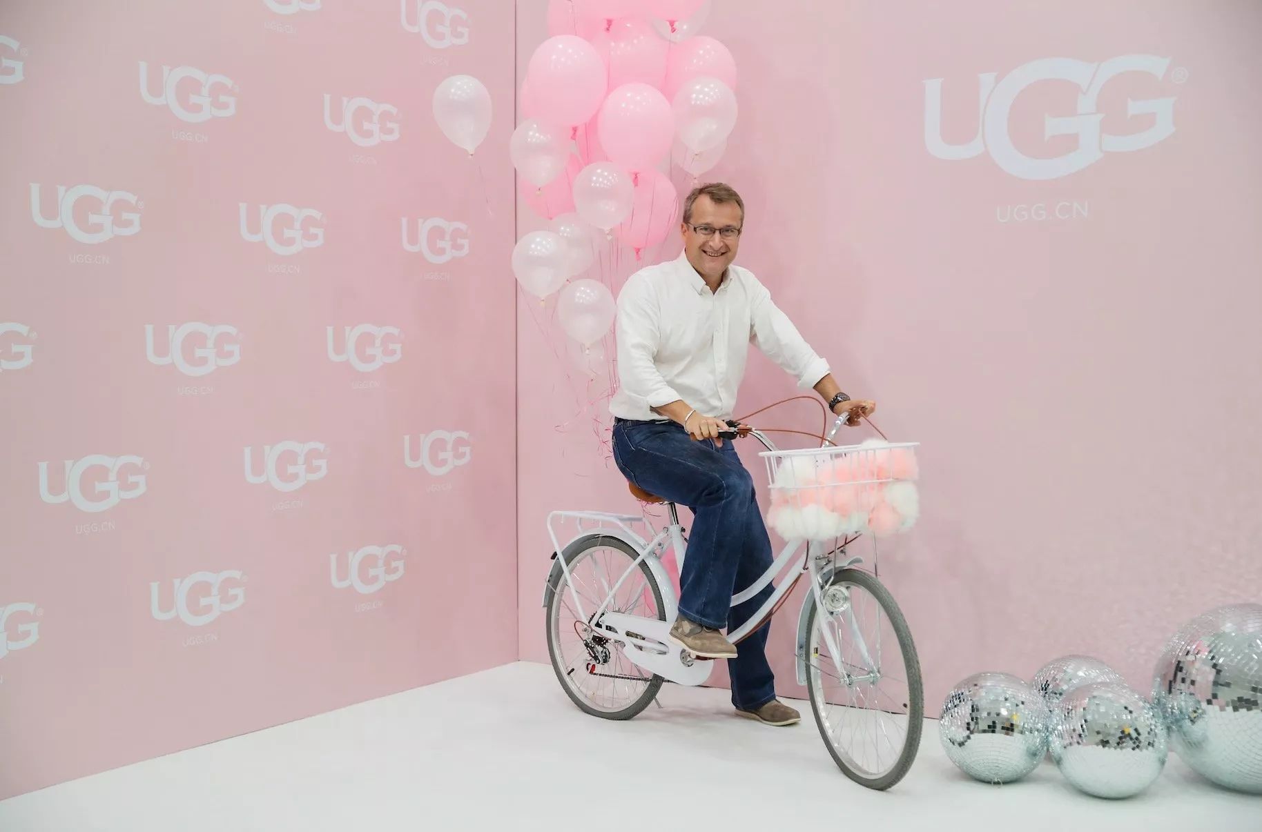 网红雪地靴ugg3公分,ugg雪地靴民族风明星同款