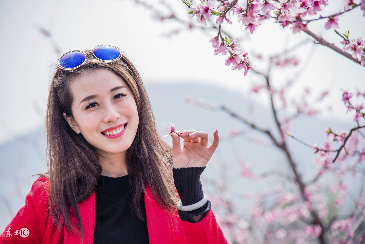 微信里，那个艳俗姑娘我没删