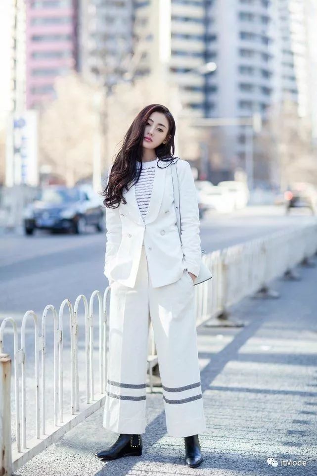 阔腿裤平底鞋,平底鞋阔腿裤搭配图片