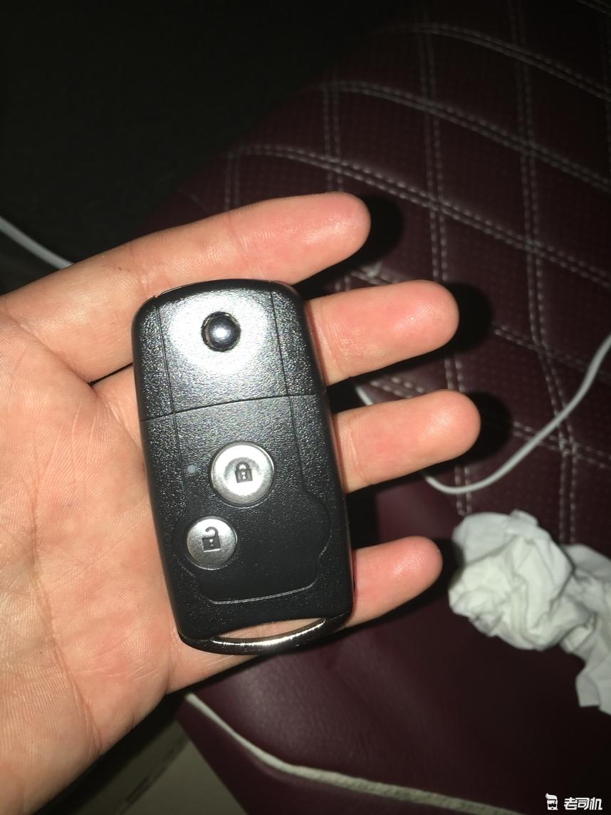 二手嘉年华和二手飞度哪个值得买,07年飞度1.3手动二手值多少钱