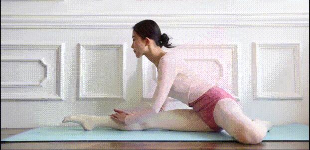 女生一字马教程10岁儿童,女生一字马的正确练法视频