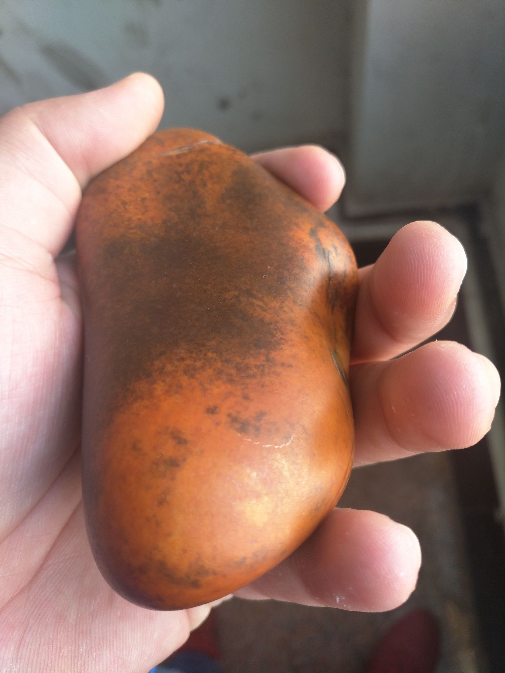 新疆和田玉羊脂籽料重29g,重7.51克玛瑙玉石多少钱