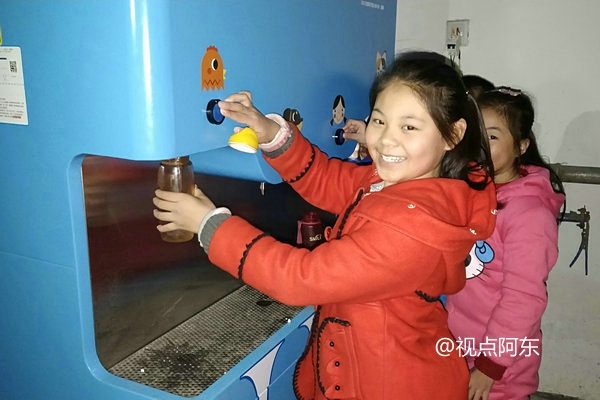 全国扶贫日校园卫生健康教育专题活动在富平受欢迎