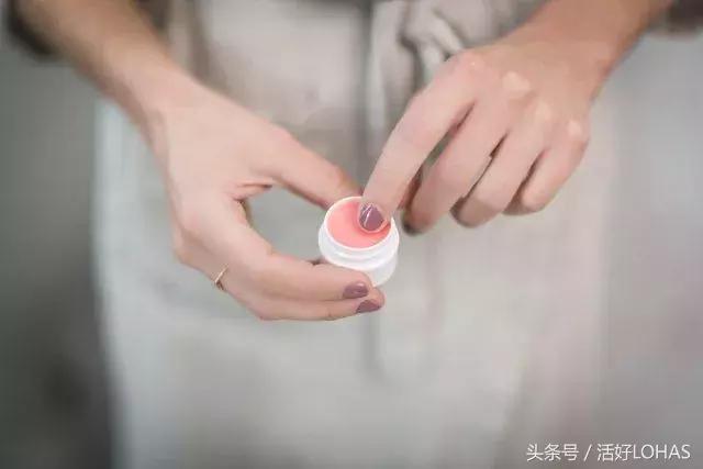 水润保湿唇膏最好的哪一款,有哪些学生党适合用的润唇膏平价