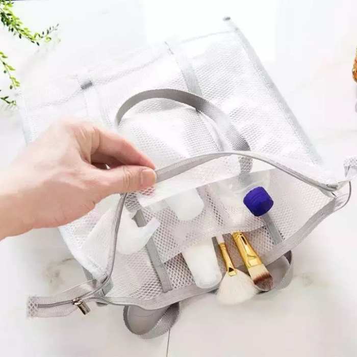 扬州妹纸们像你这种青春美少女，不光是化妆品，连收纳包也要漂亮