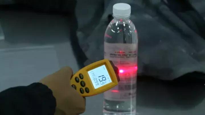 90元的冲锋衣怎么样,为什么淘宝的冲锋衣比实体店便宜