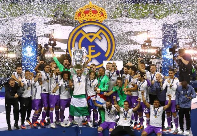 皇马成为三冠王,为啥皇马是银河战舰巴萨是宇宙队