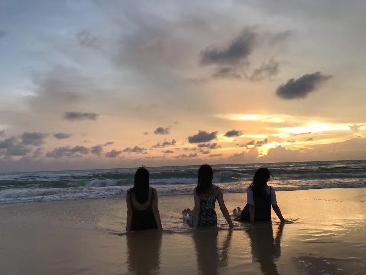 普吉岛住芭东海滩还是卡伦海滩,芭东海滩离卡伦海滩多远