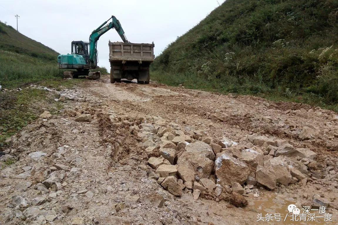 “鹿晗”在泥坑，妈妈在远方，你习以为常的幸福对他们却遥不可及